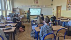 Returning to Schools in Reda for the 'Echo of Relationships' Project