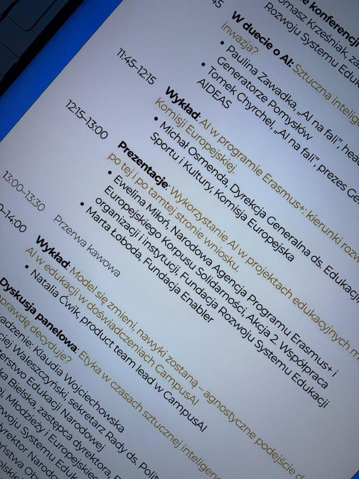 Zgodnie z zapowiedziami uczestniczyliśmy dzisiaj w konferencji „AI w edukacji
